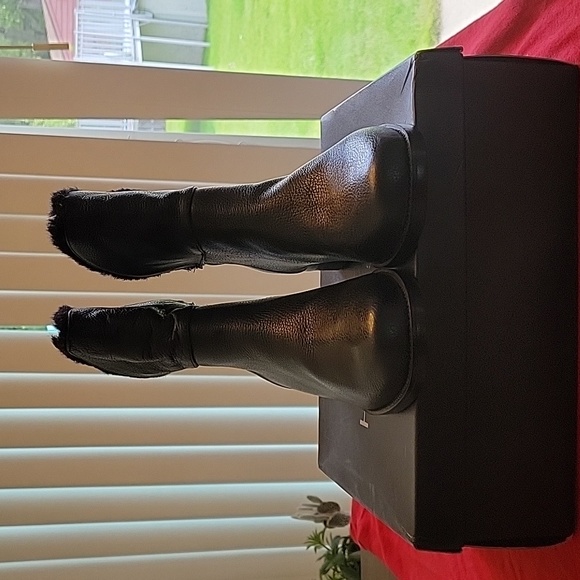 NIB H by Halston women's leather boots - Picture 1 of 13